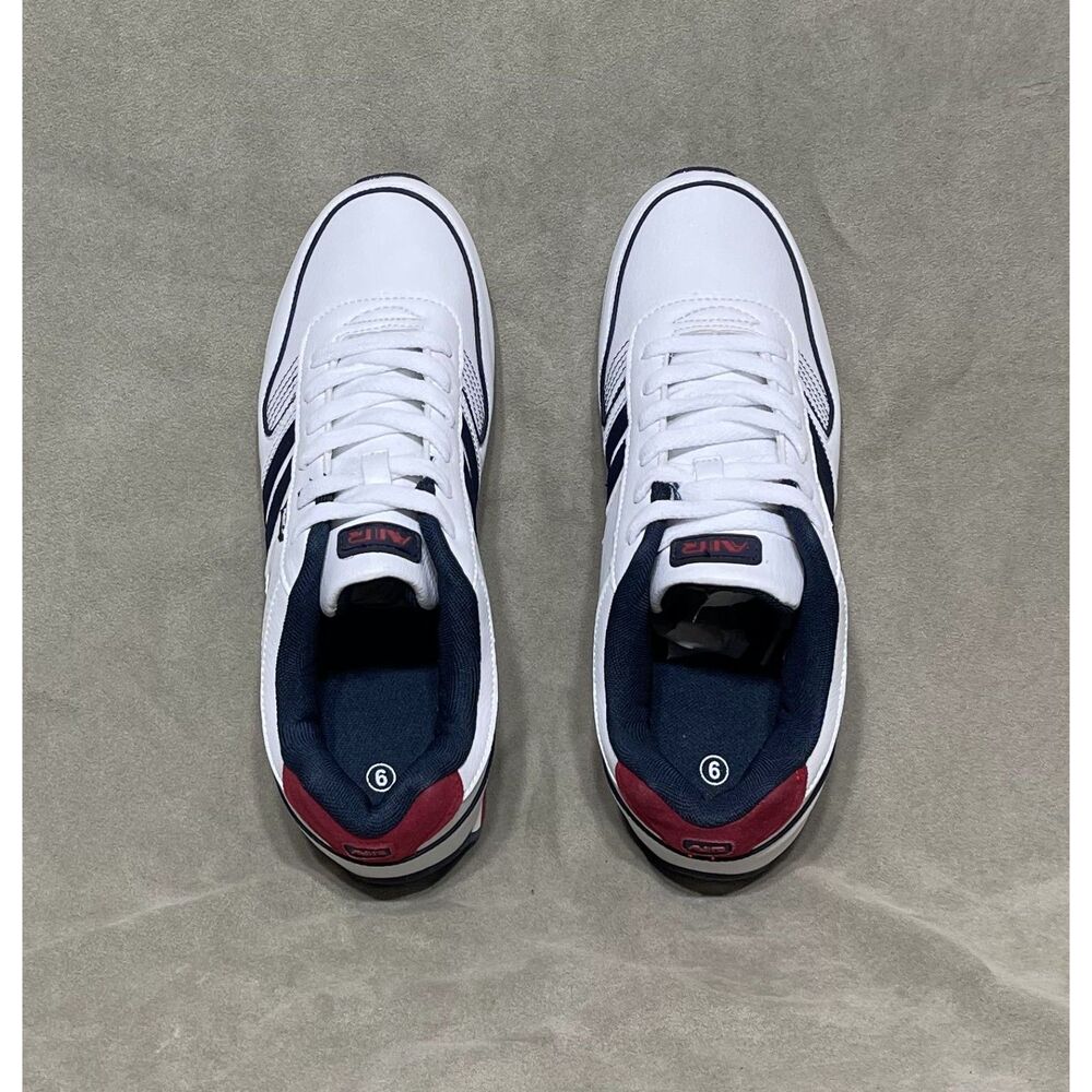 Air Sneaker - Size 9